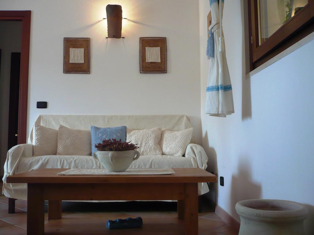 Le Pavoncelle Apartment Алгеро Стая снимка